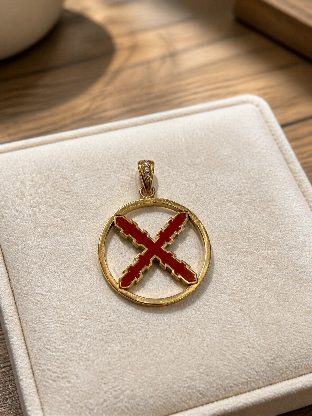 Colgante Cruz de Borgoña – Donblasdelezo.com